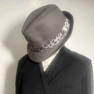 Stylish Gray Fedora with Leopard Band